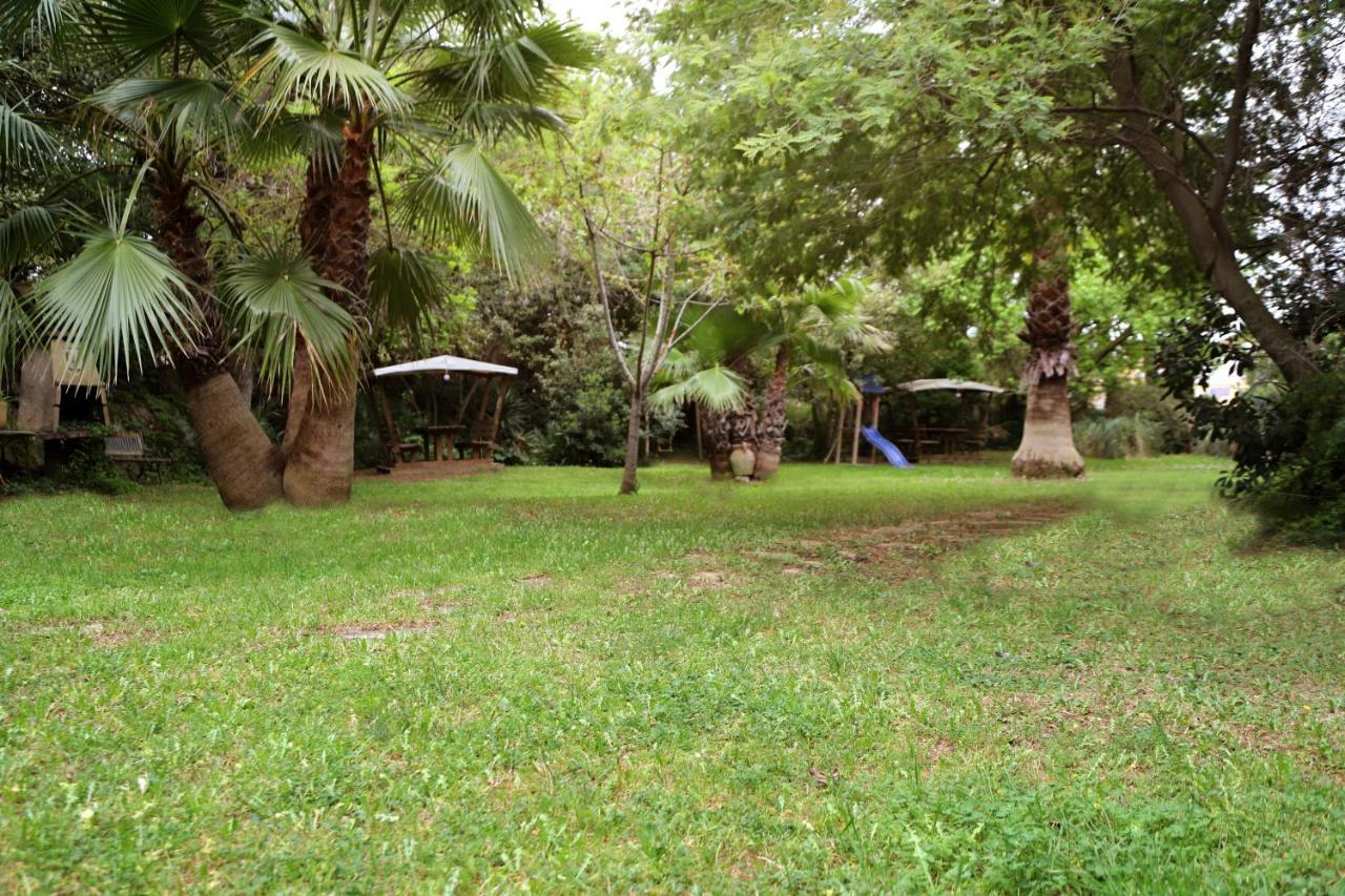 Les Jardins Du Patriarche Hotel Agde Exterior photo