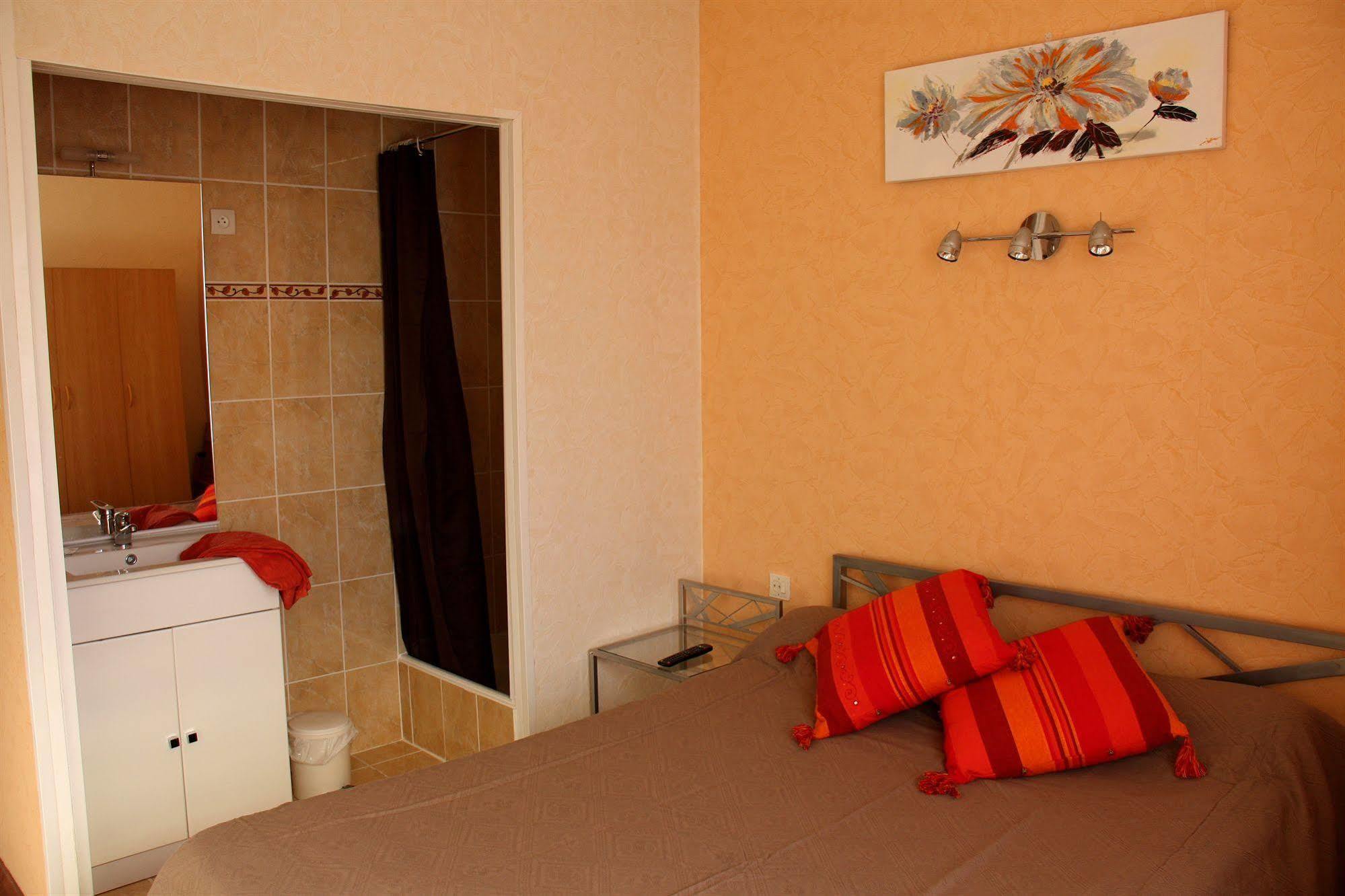 Les Jardins Du Patriarche Hotel Agde Exterior photo